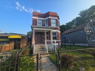1229 E 71st Street, Chicago, IL 60619