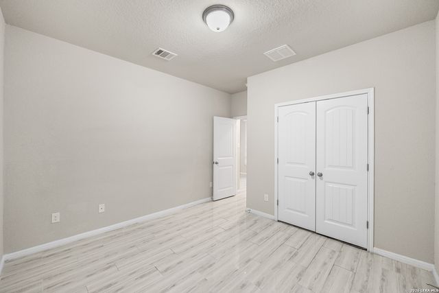 10223 Meadow Lark, Converse, TX 78109