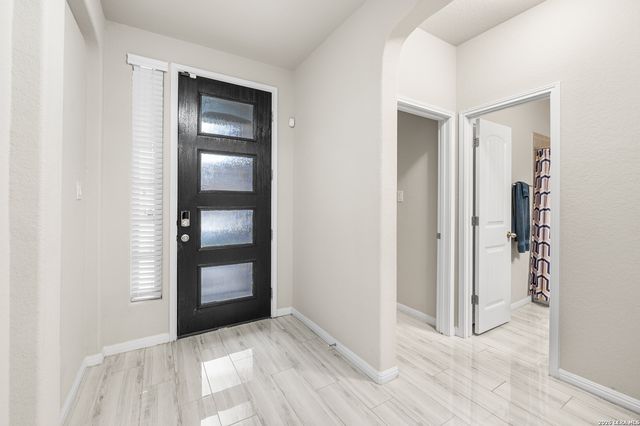 10223 Meadow Lark, Converse, TX 78109