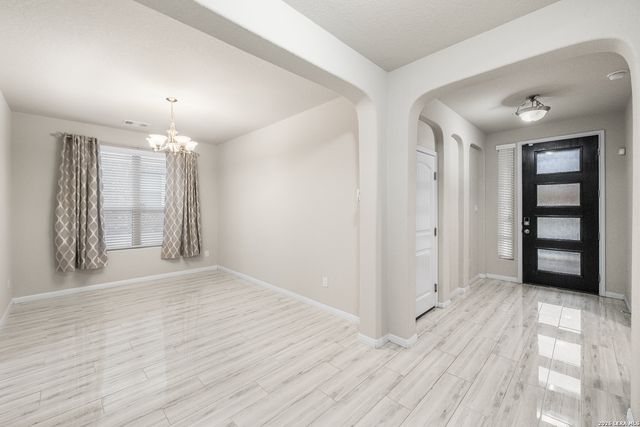 10223 Meadow Lark, Converse, TX 78109