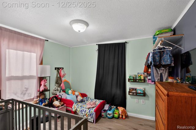 5369 S Mackinaw Road, Bay City, MI 48706