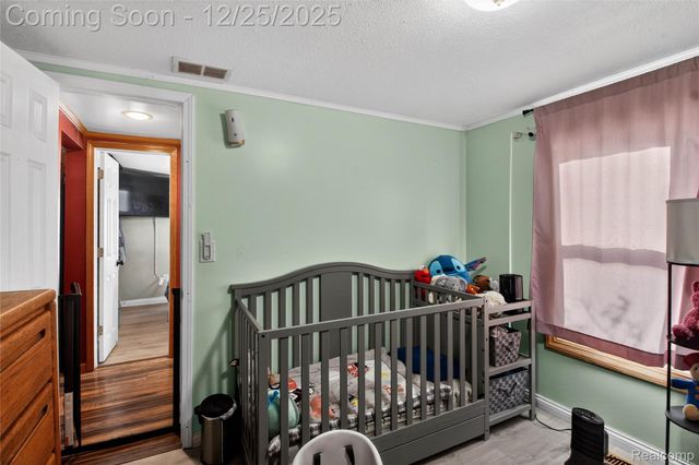 5369 S Mackinaw Road, Bay City, MI 48706