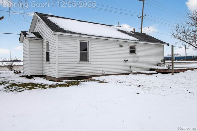 5369 S Mackinaw Road, Bay City, MI 48706