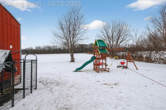 5369 S Mackinaw Road, Bay City, MI 48706