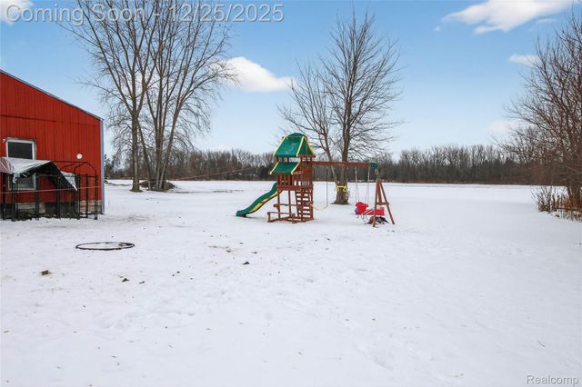 5369 S Mackinaw Road, Bay City, MI 48706