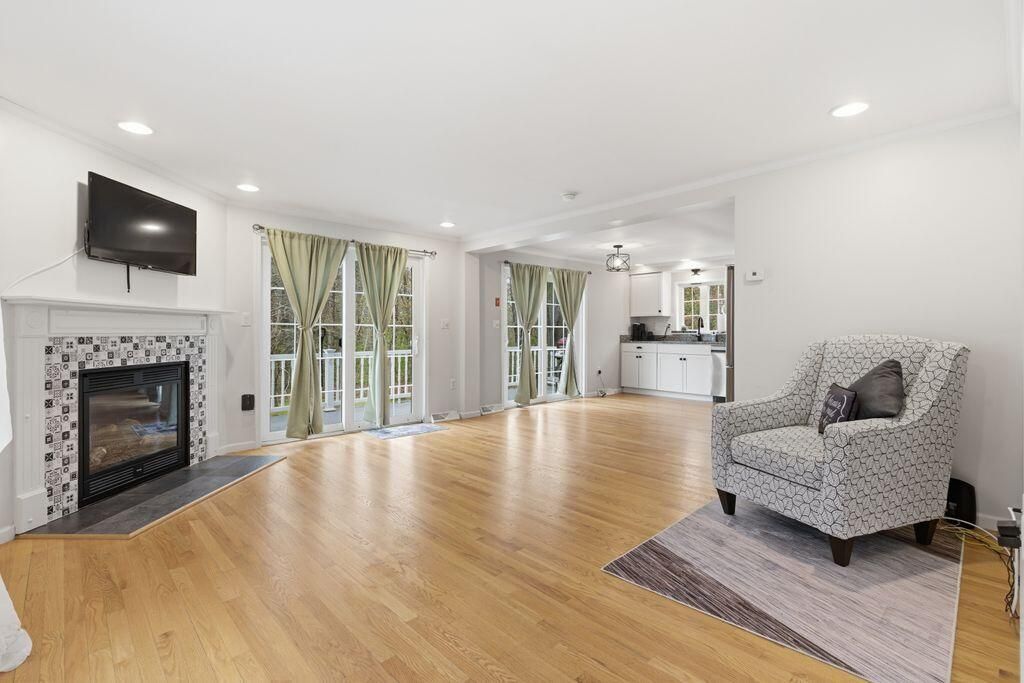 304 Vagabond Street, Scarborough, ME 04074 — photo 2