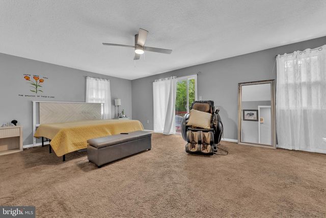 6201 CURTIS RD, Upper Marlboro, MD 20772