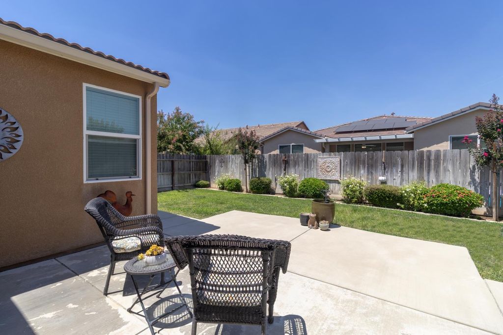 Image 26 of property listing at 3971 Saginaw Avenue, Clovis, CA 93619