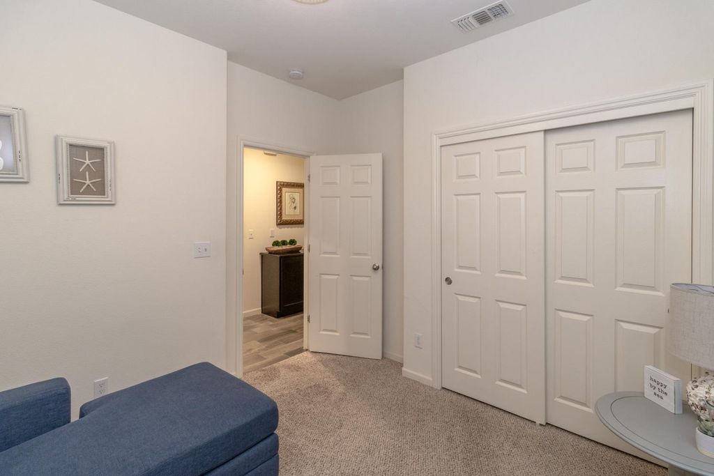 Image 9 of property listing at 3971 Saginaw Avenue, Clovis, CA 93619