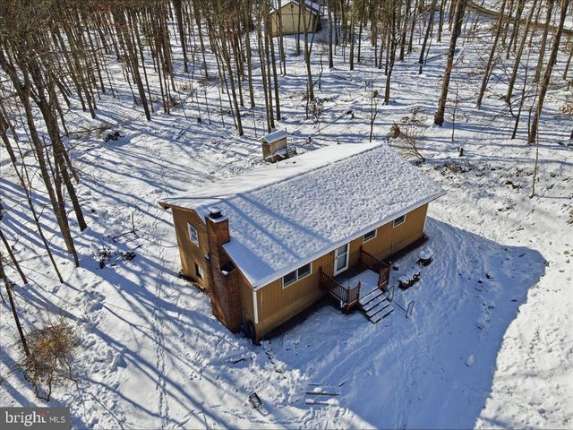 143 ANGLEMIRE DR, Stroudsburg, PA 18360