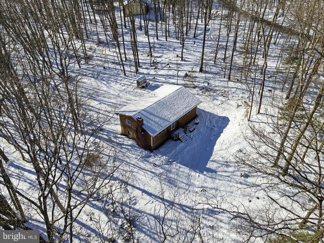 143 ANGLEMIRE DR, Stroudsburg, PA 18360