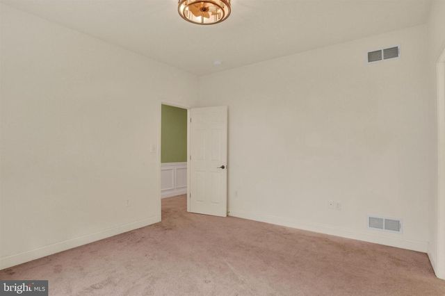 4033 CAISSONS CT, Enola, PA 17025