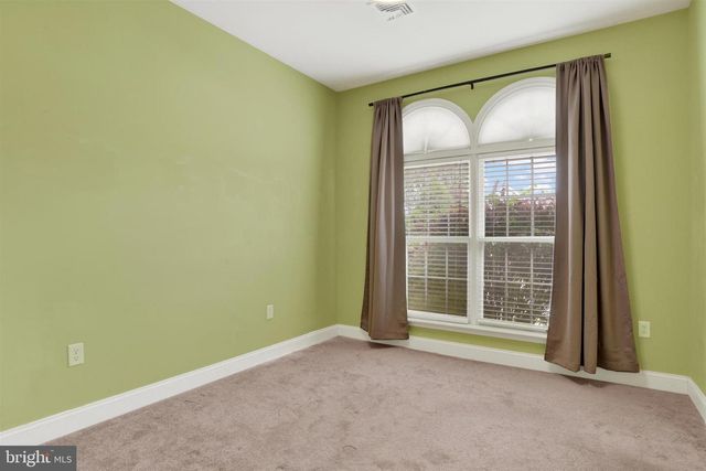 4033 CAISSONS CT, Enola, PA 17025