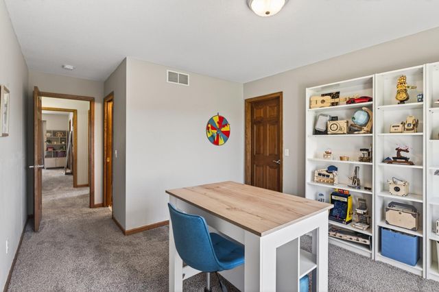 16225 49th Place N, Plymouth, MN 55446