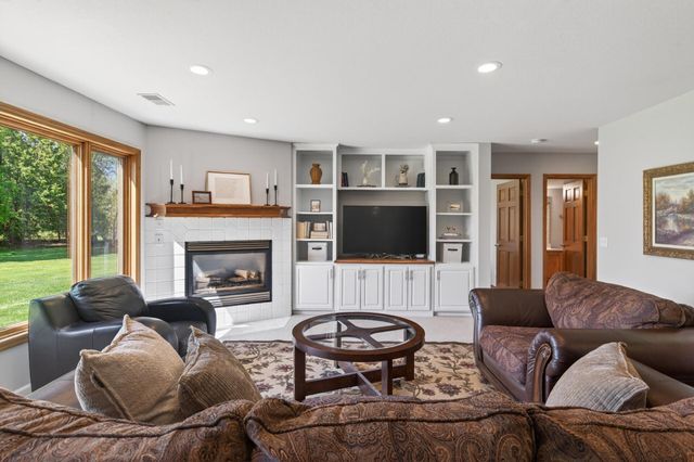 16225 49th Place N, Plymouth, MN 55446
