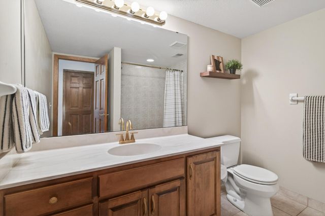 16225 49th Place N, Plymouth, MN 55446