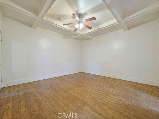 608 W 52nd, Los Angeles, CA 90037