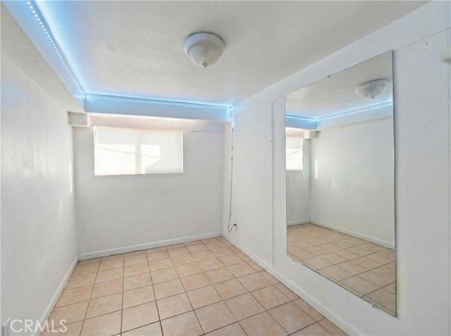 608 W 52nd, Los Angeles, CA 90037