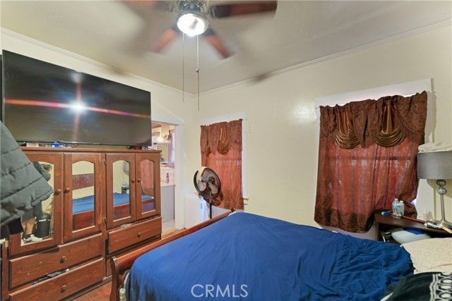 608 W 52nd, Los Angeles, CA 90037