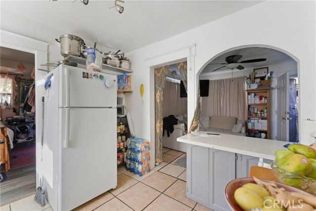 608 W 52nd, Los Angeles, CA 90037