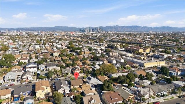608 W 52nd, Los Angeles, CA 90037