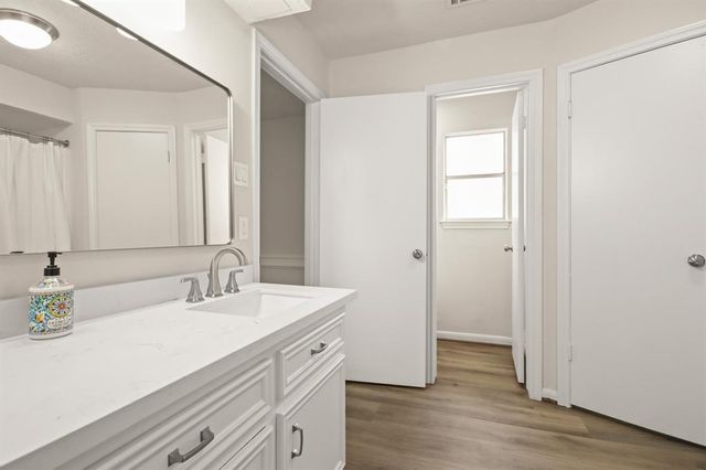 15002 Carols Way Drive, Houston, TX 77070