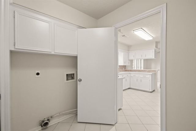 15002 Carols Way Drive, Houston, TX 77070