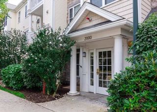 2201 Davenport Ave 2201, Canton, MA 02021