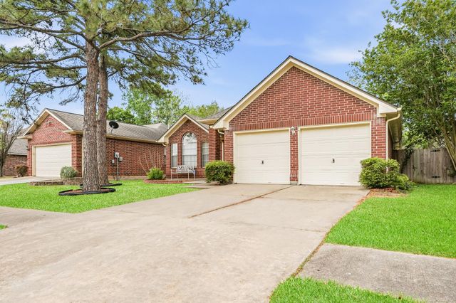 9619 E Withers Way Circle, Houston, TX 77065