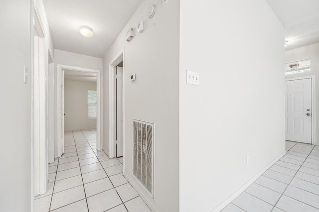 9619 E Withers Way Circle, Houston, TX 77065