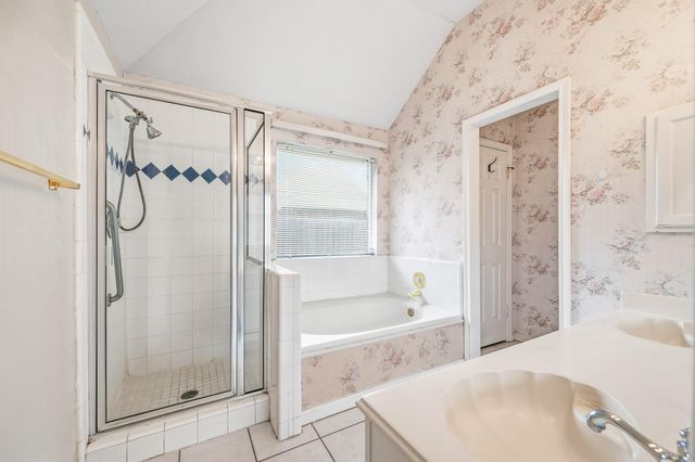 9619 E Withers Way Circle, Houston, TX 77065