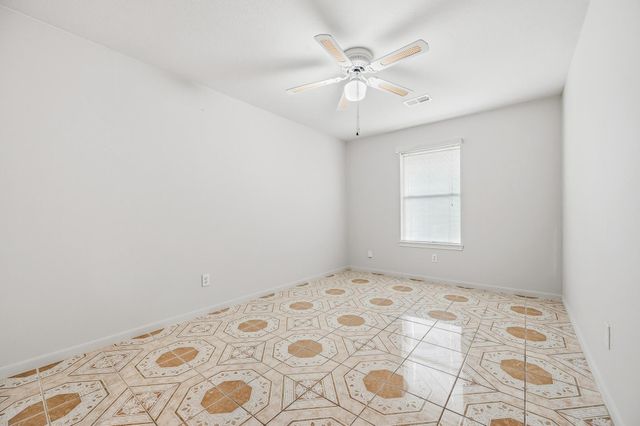 9619 E Withers Way Circle, Houston, TX 77065