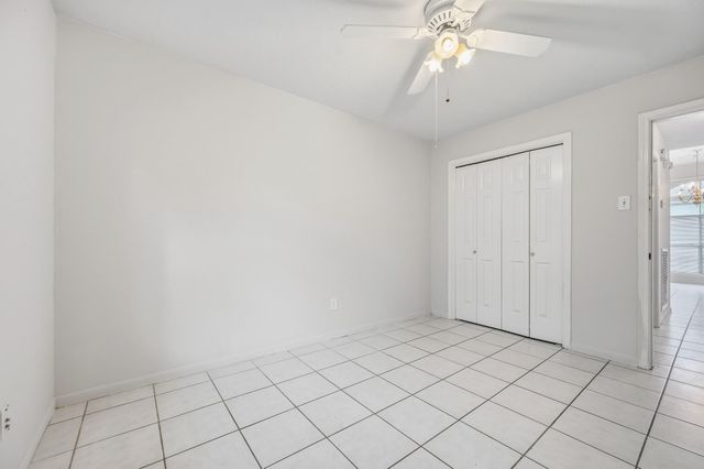 9619 E Withers Way Circle, Houston, TX 77065
