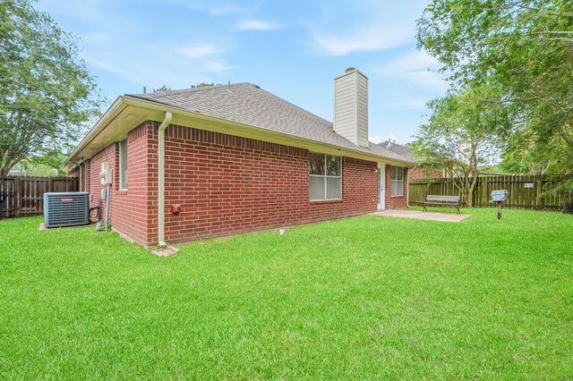 9619 E Withers Way Circle, Houston, TX 77065