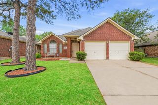 9619 E Withers Way Circle, Houston, TX 77065