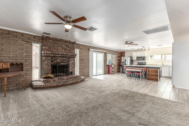 315 S 82ND Way, Mesa, AZ 85208