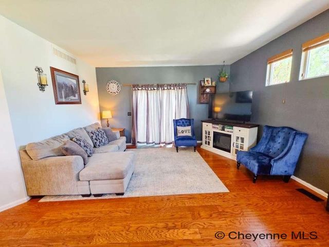 1722 SUNNY HILL, Cheyenne, WY 82001