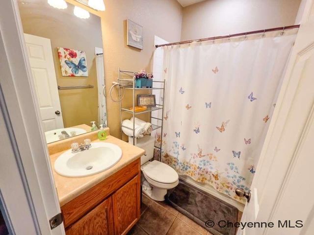 1722 SUNNY HILL, Cheyenne, WY 82001