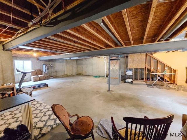 1722 SUNNY HILL, Cheyenne, WY 82001