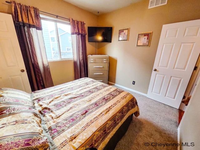 1722 SUNNY HILL, Cheyenne, WY 82001