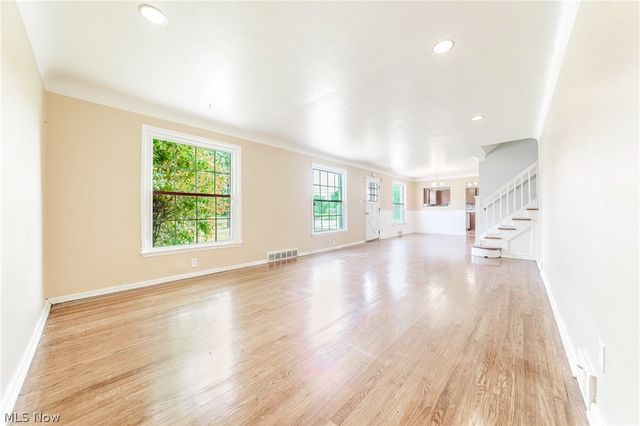 25542 Concord Drive, Beachwood, OH 44122