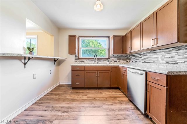 25542 Concord Drive, Beachwood, OH 44122
