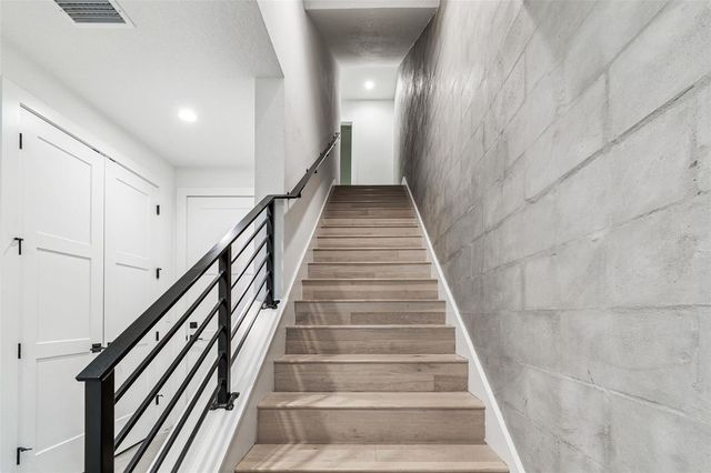 2724 5TH AVENUE S, St Petersburg, FL 33712