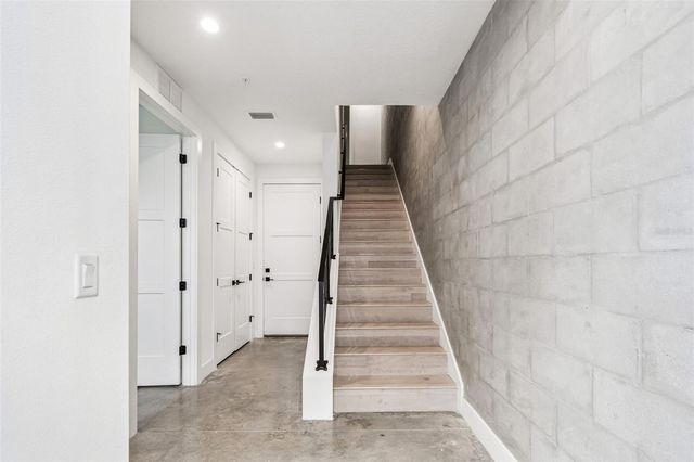 2724 5TH AVENUE S, St Petersburg, FL 33712