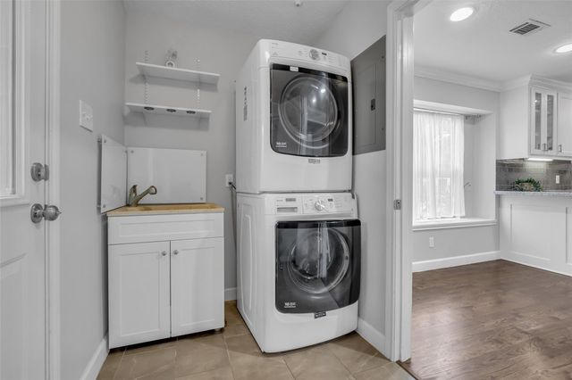 11606 Cherryknoll Drive, Houston, TX 77077