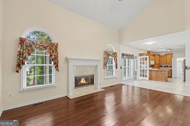 5008 CHAPEL LAKE Circle, Douglasville, GA 30135