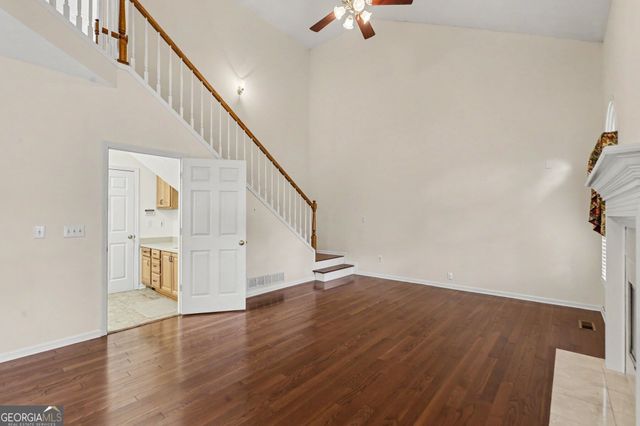 5008 CHAPEL LAKE Circle, Douglasville, GA 30135