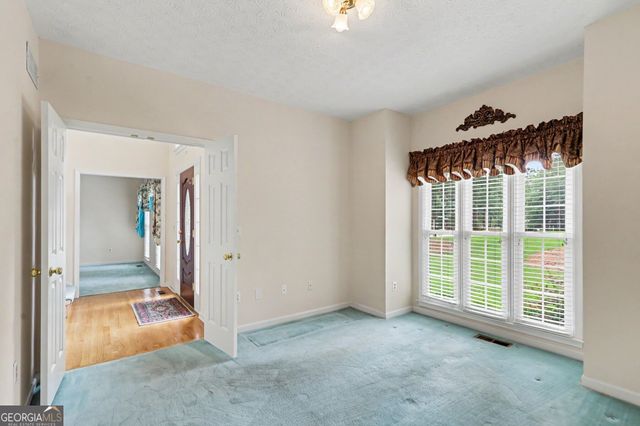 5008 CHAPEL LAKE Circle, Douglasville, GA 30135