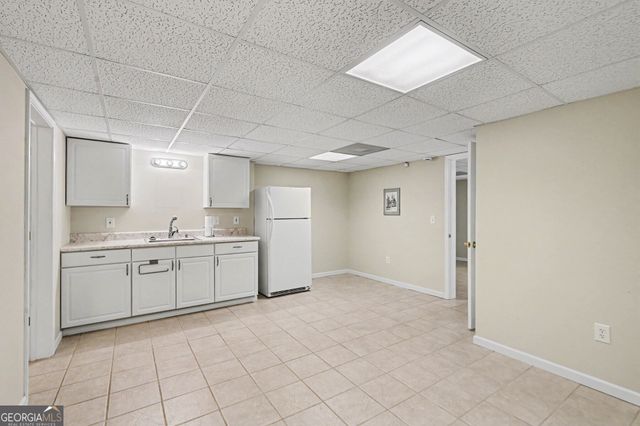 5008 CHAPEL LAKE Circle, Douglasville, GA 30135