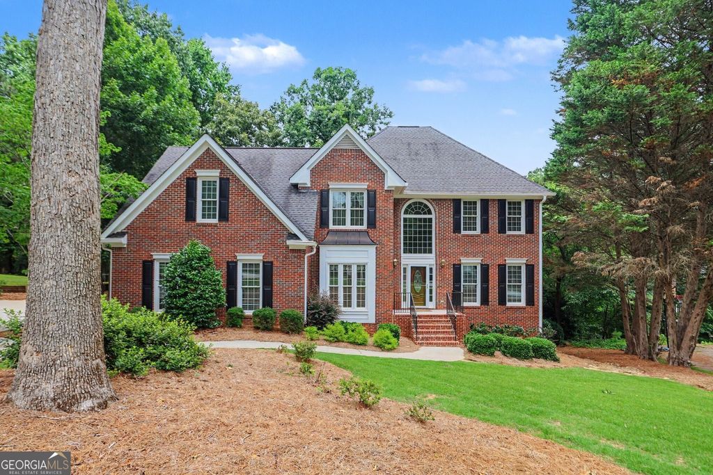5008 CHAPEL LAKE Circle, Douglasville, GA 30135